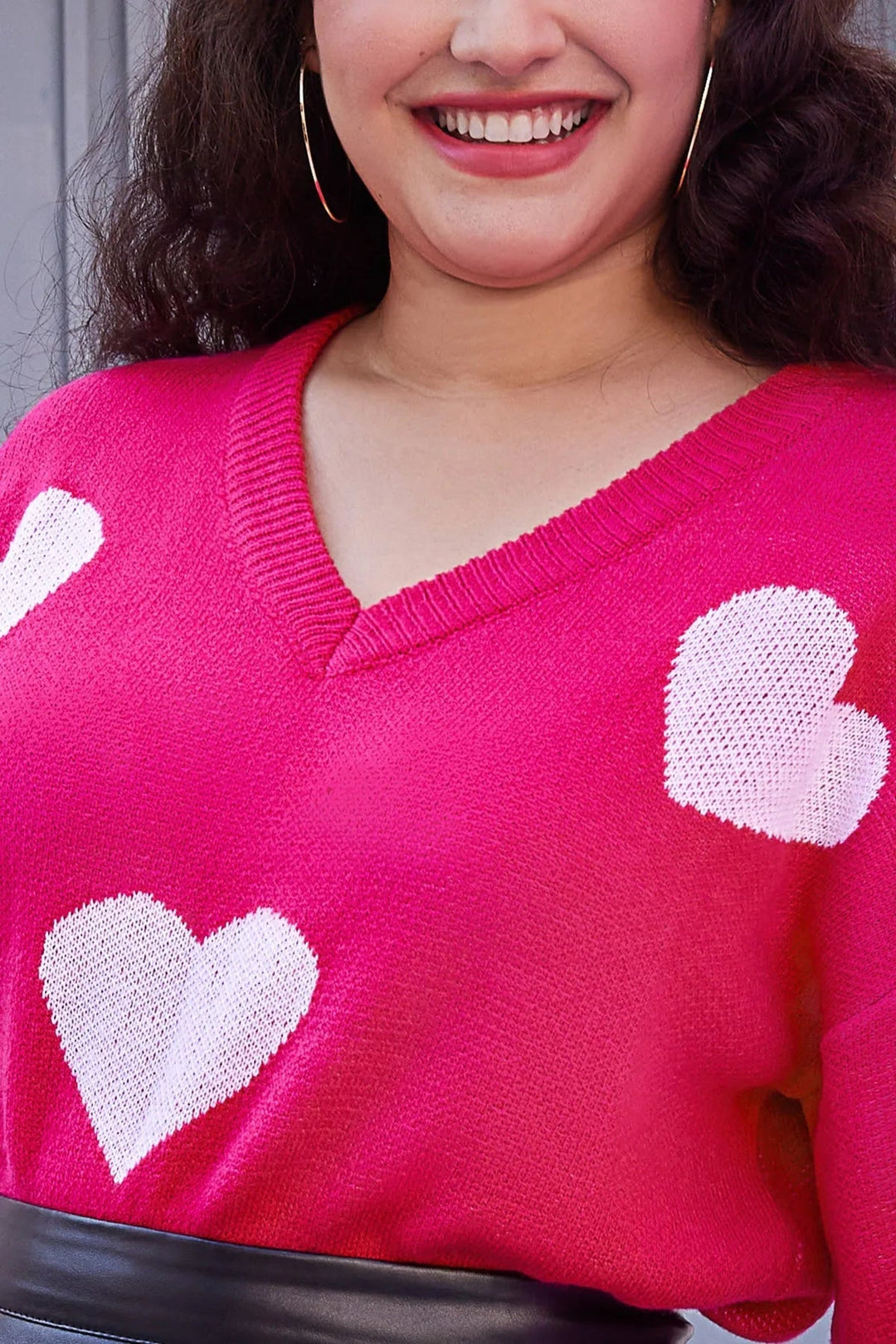 Hearts Print Knit V-neck Sweater