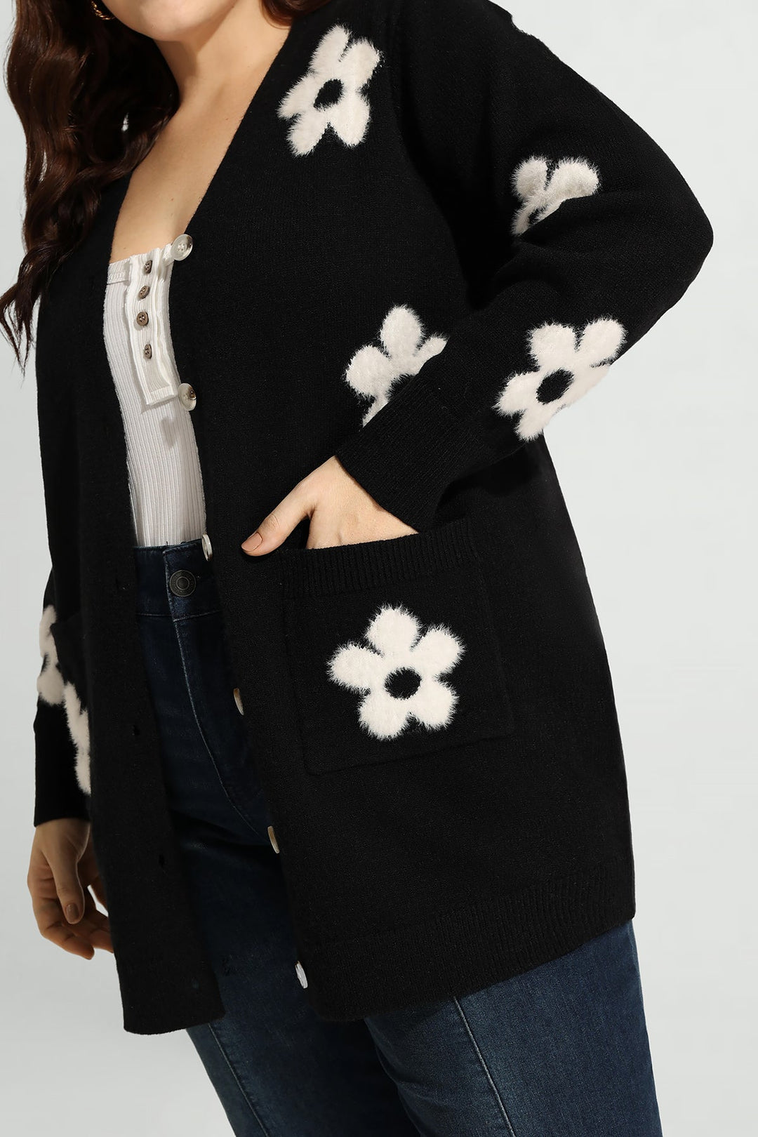 Pockets Daisy Floral Knit Button-Up Sweater