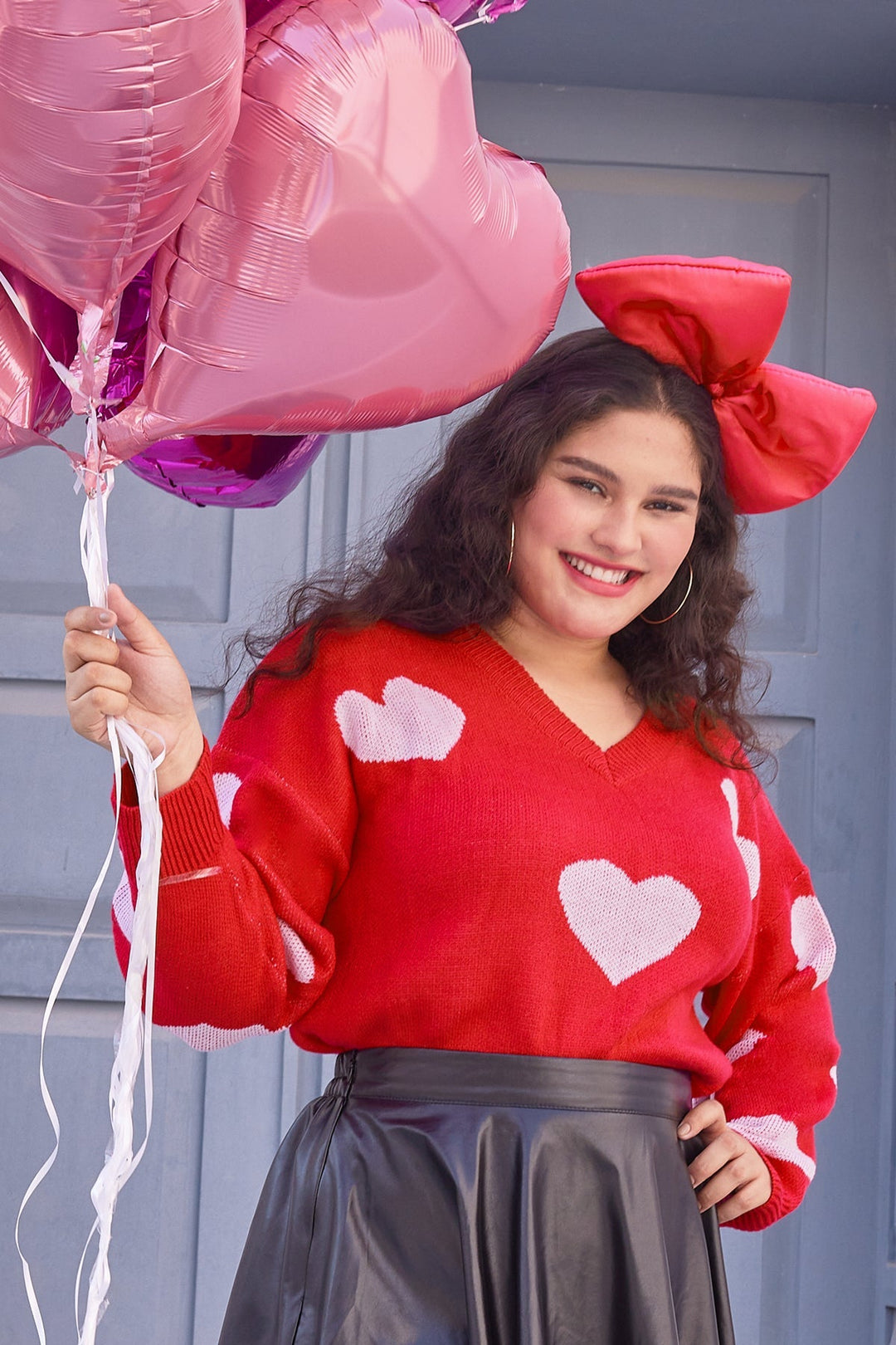 Hearts Print Knit V-neck Sweater