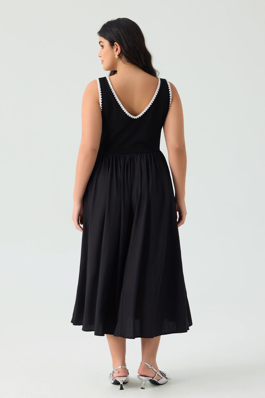 Pockets White Scalloped Square Neck Summer Dress