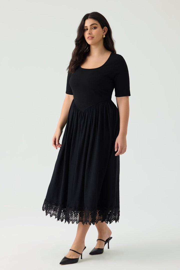 Pockets Lace Hem Pleated Black Midi Dress