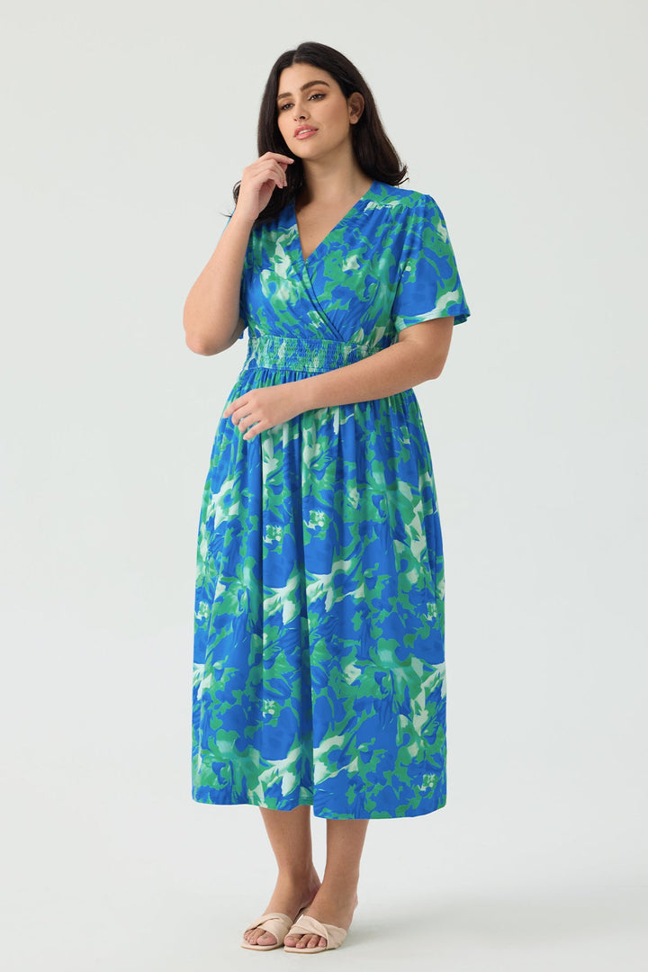 Pockets Smocked Waist Stars Print A-line Maxi Dress