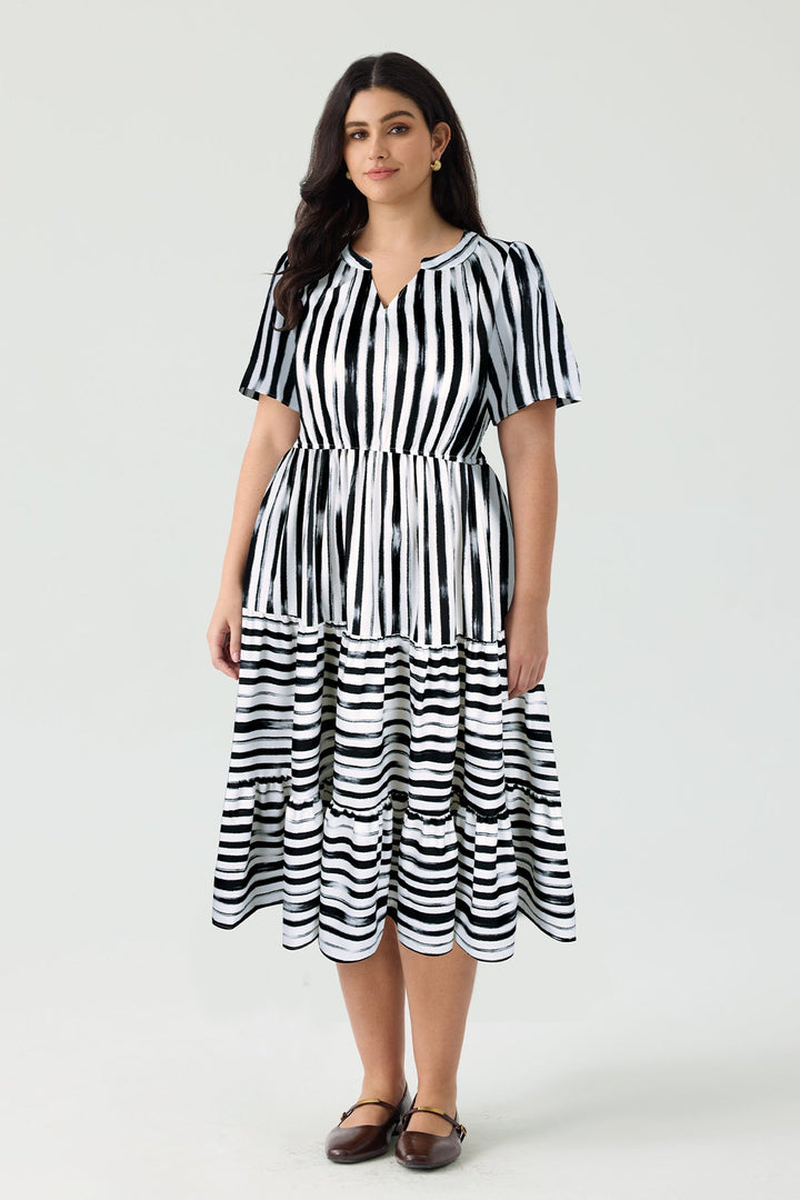 Pockets Floral Tiered Casual Chic Summer Dress