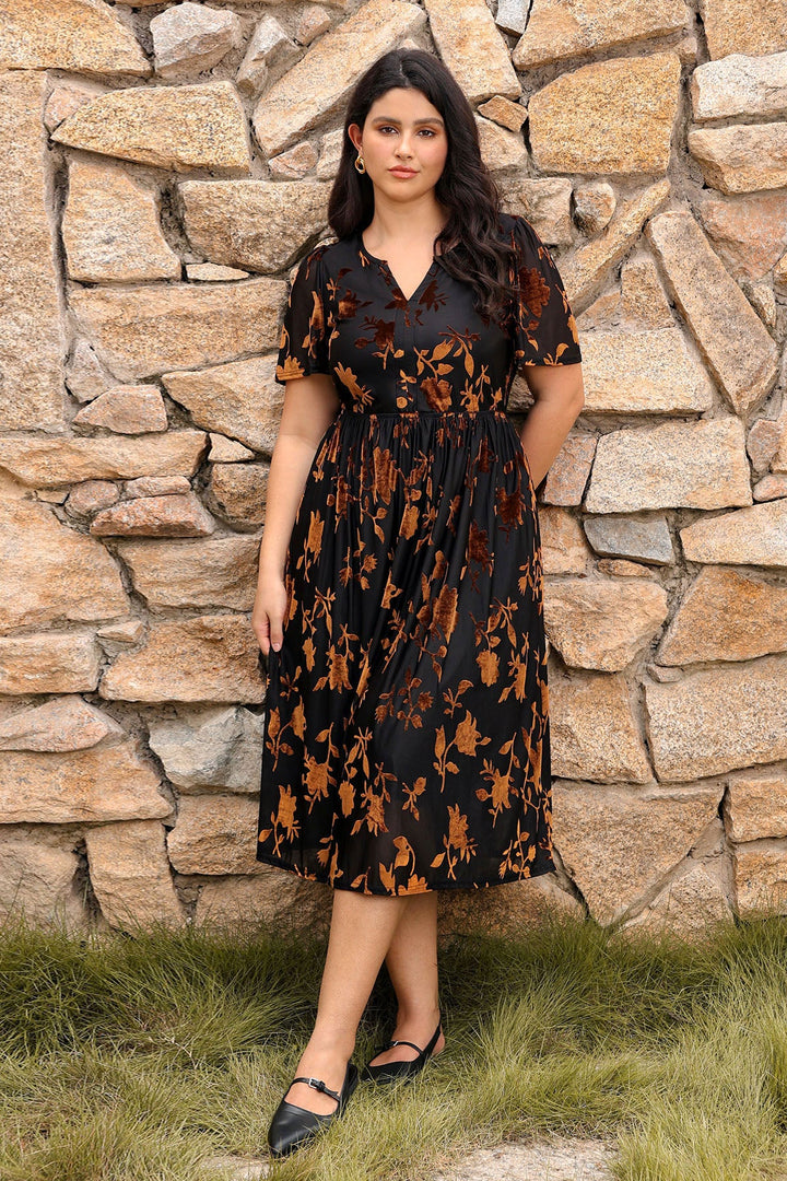 Pockets Notched V-Neck Floral-Print Midi Dress