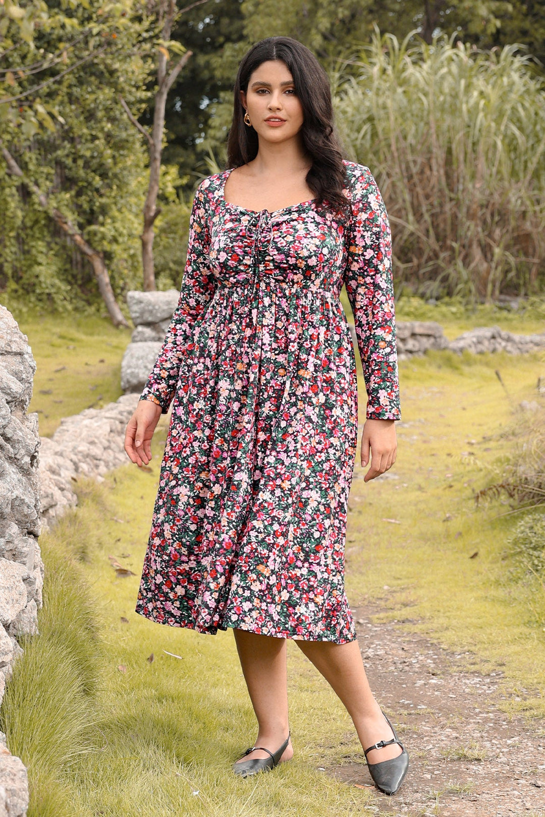 Pockets Floral Print Sweetheart Tie-Front Midi Dress