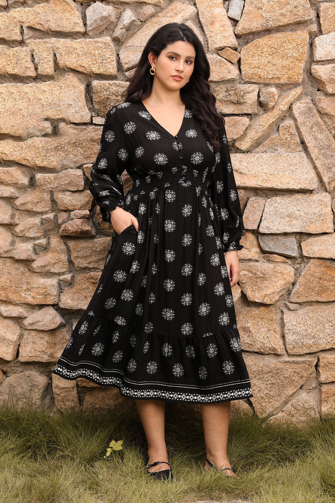 Pockets Polka Dot Smocked A-Line Midi Dress